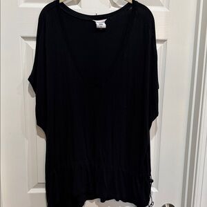 CAbi Classic Black V-Neck Short Sleeve Tee